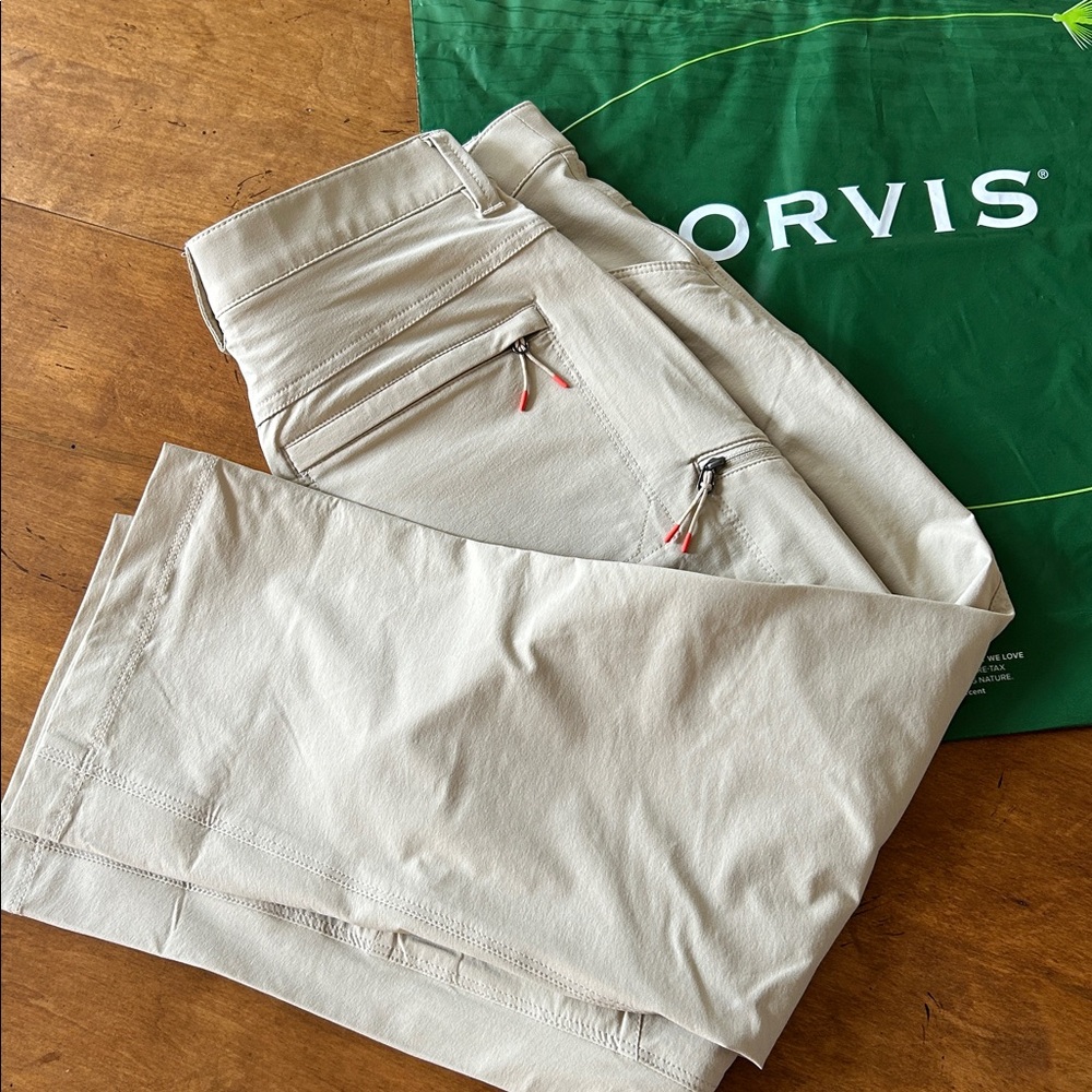 NWT, Orvis Jackson Quick-Dry Natural Fit
Capri, Women’s Size 6, UPF 50